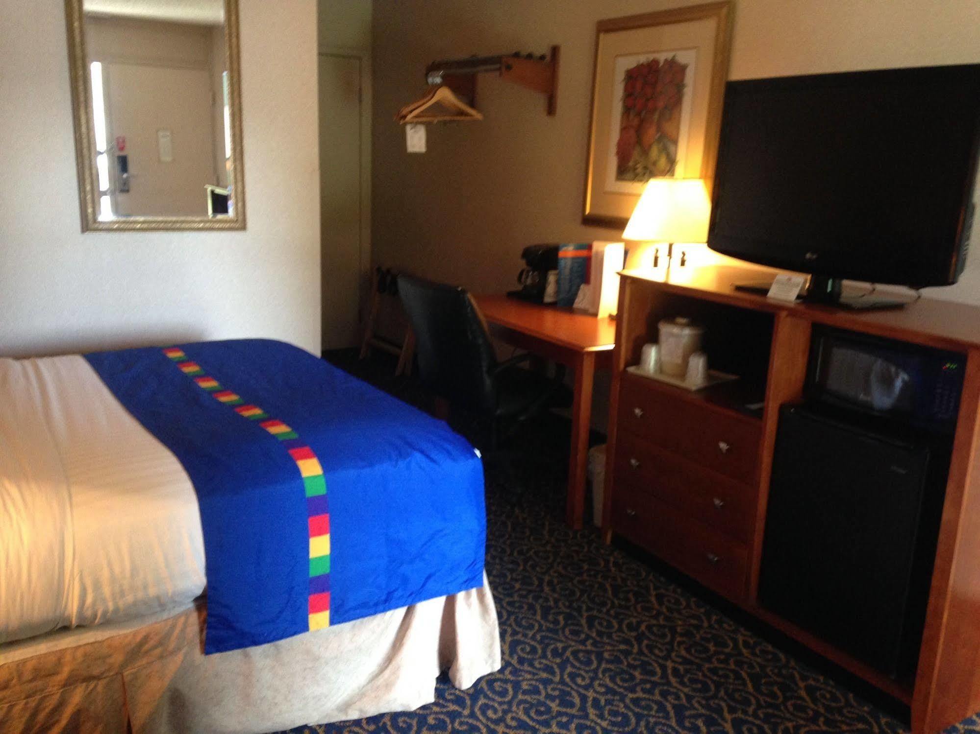 Park Inn By Radisson Harrisburg West Mechanicsburg Dış mekan fotoğraf